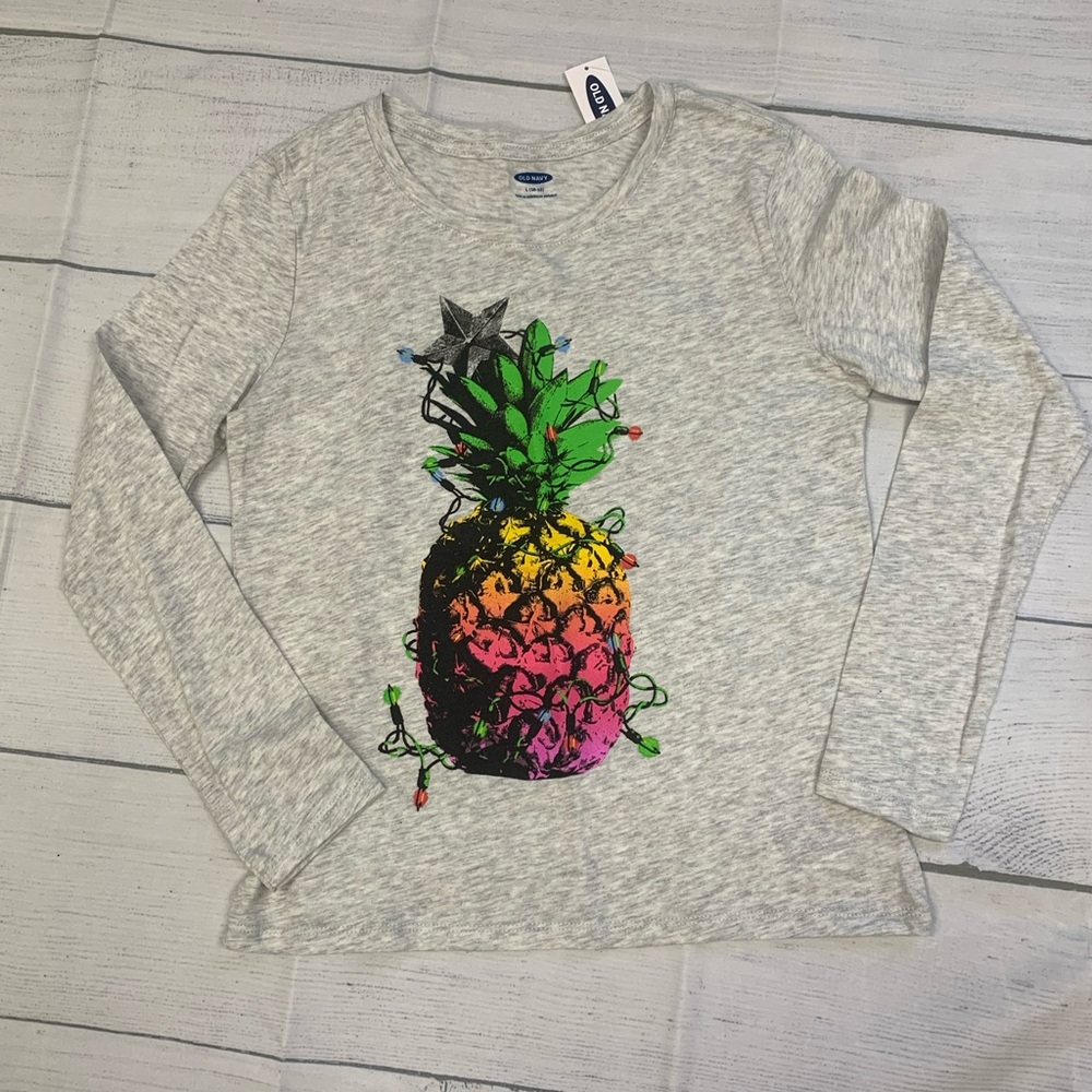 •Girls long sleeve shirt